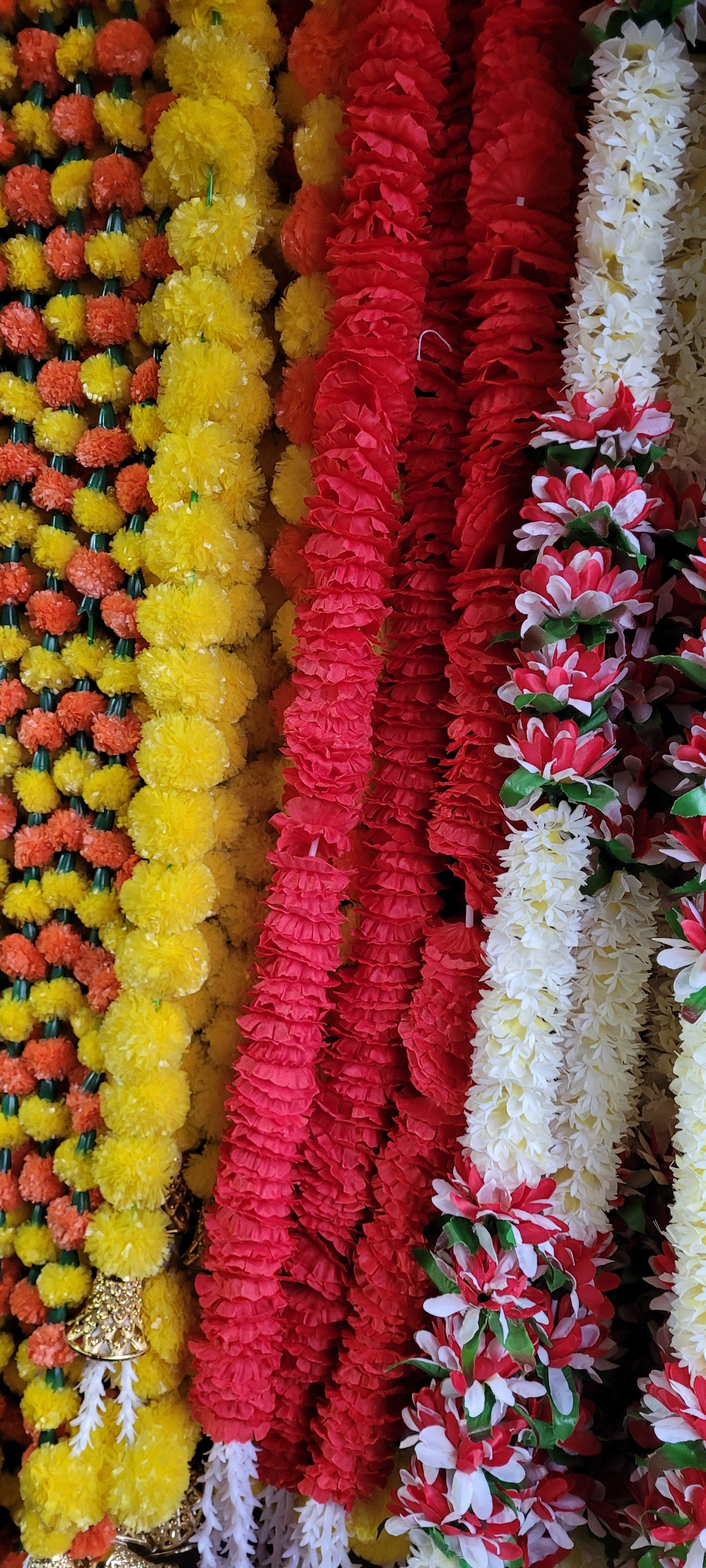 Red flower strings with white tassels 8 feet long