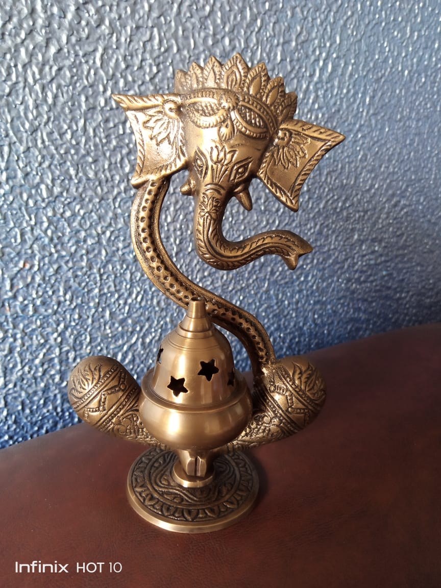 Brass ganesh diya