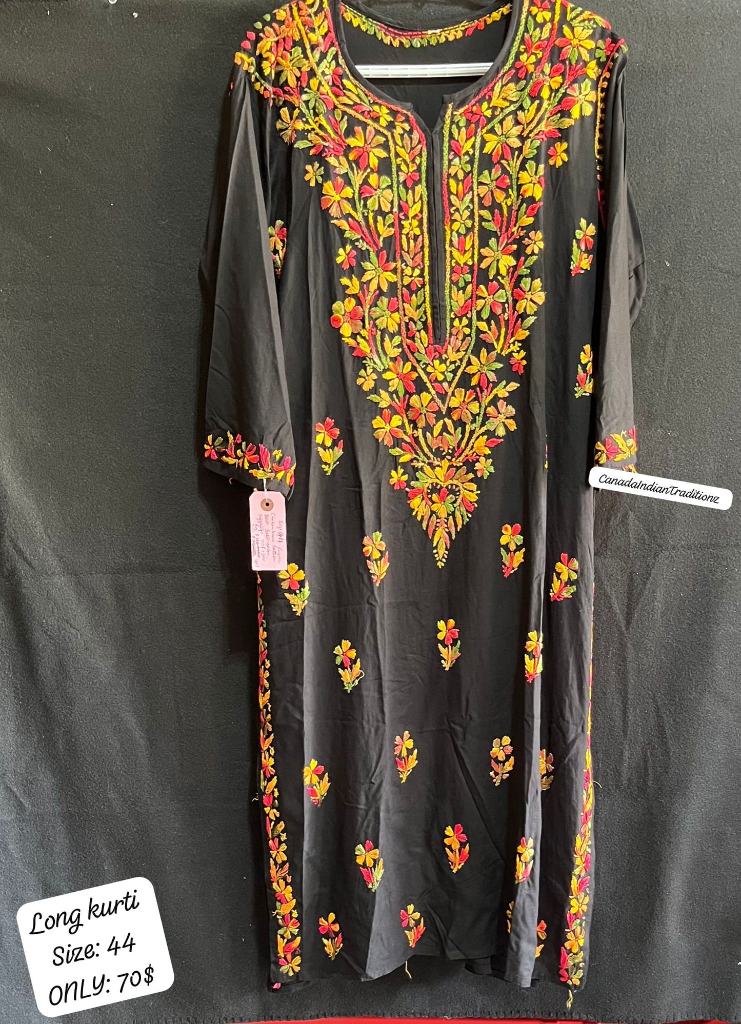 Hand stitched chikenkari kurti only