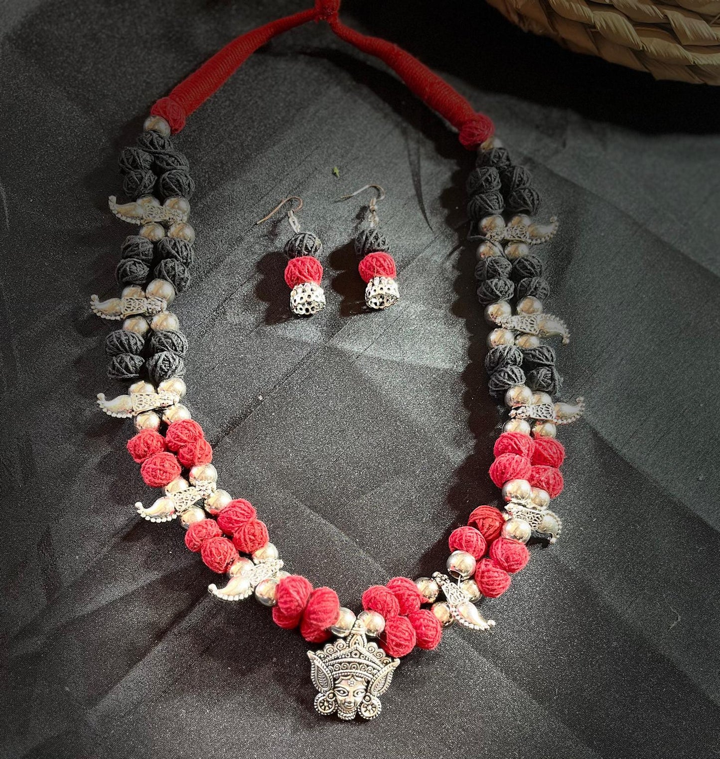Durga thread jewellery set Sale