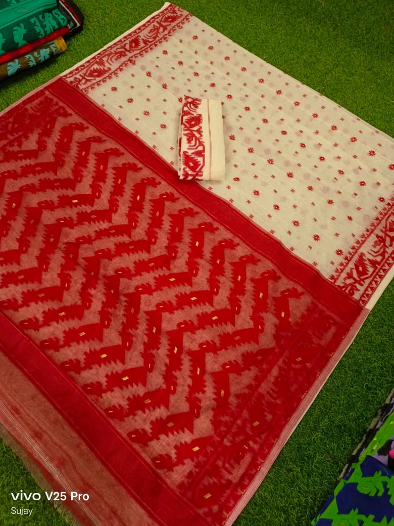 Dhakai Jamdani Saree