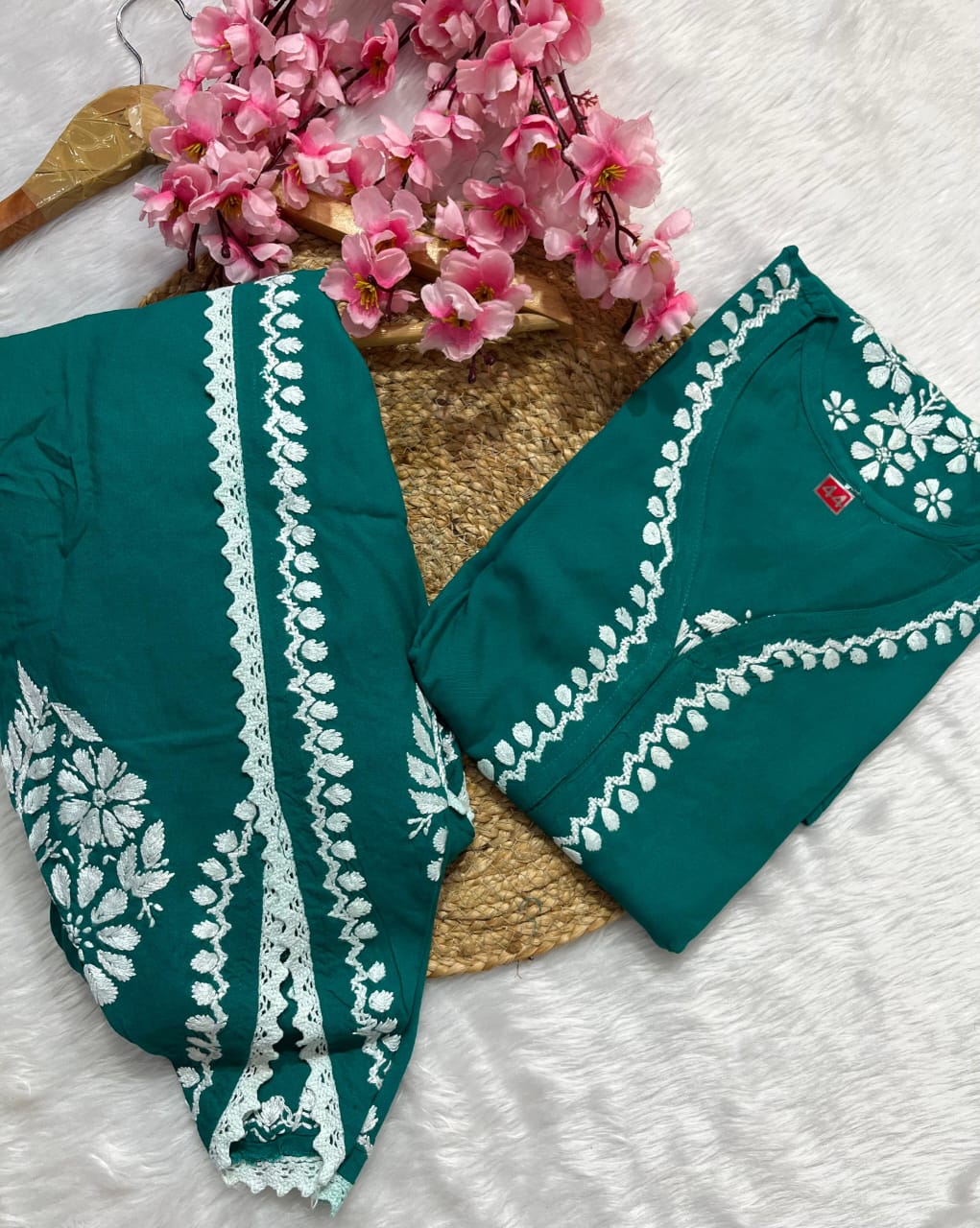 Chikenkari cord set