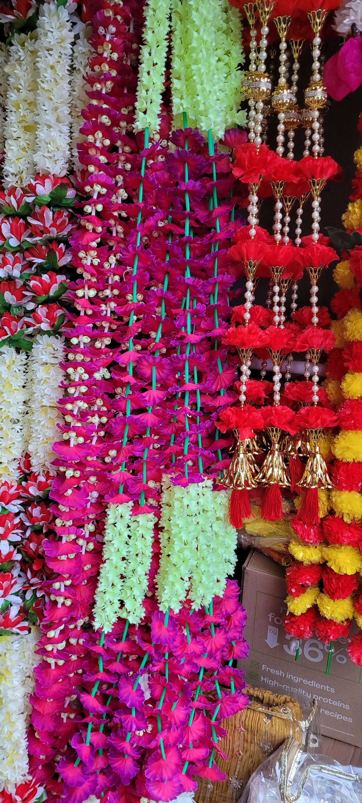 Decorative flower strings 4 feet