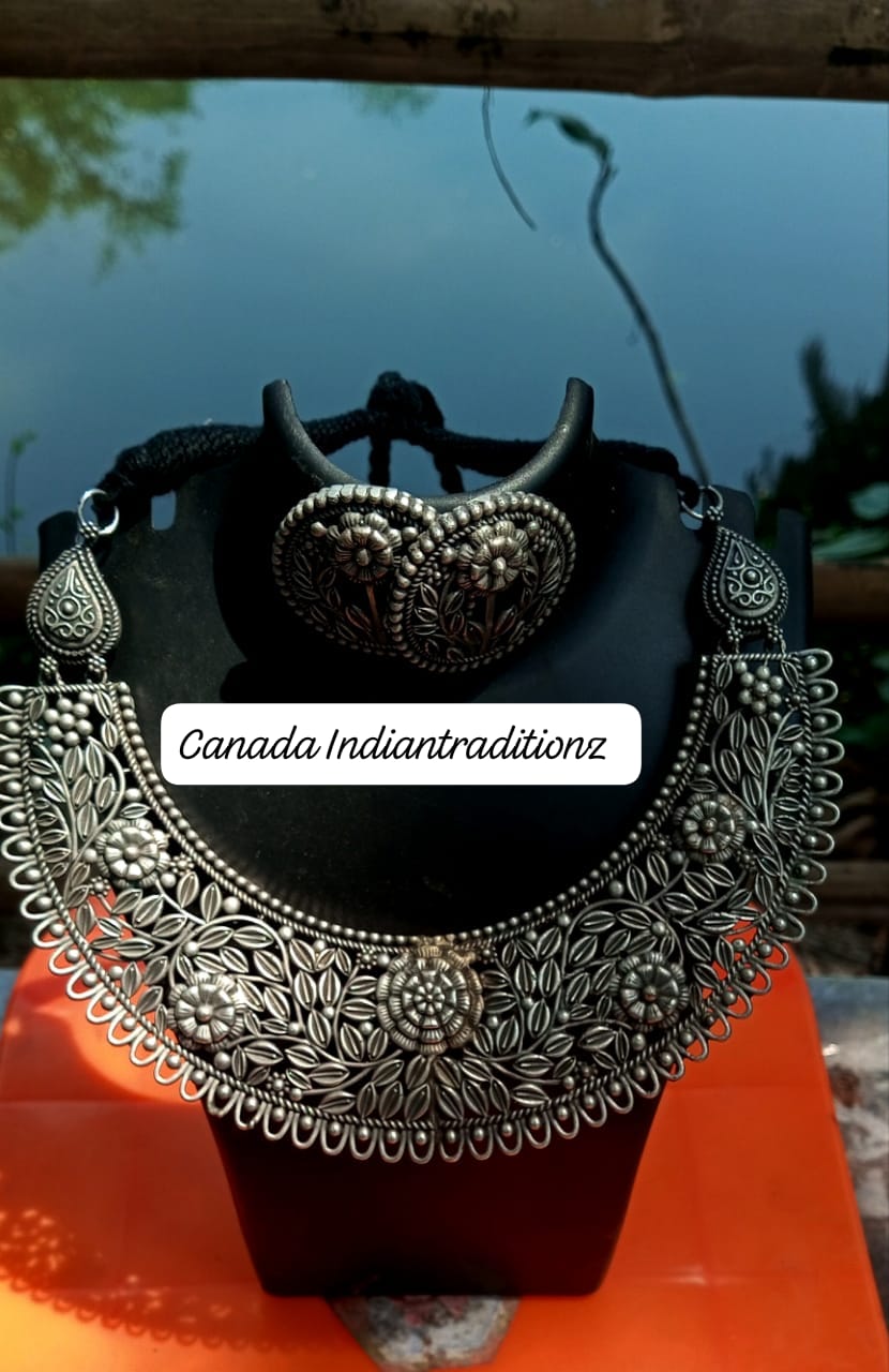 Beautiful oxidized set