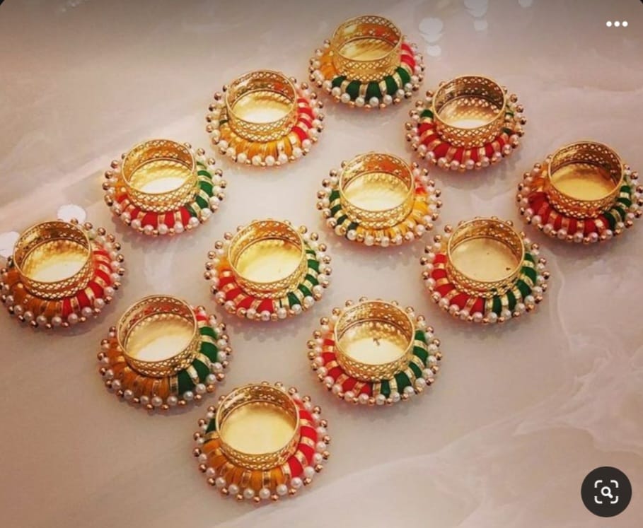 Diwali te light holder