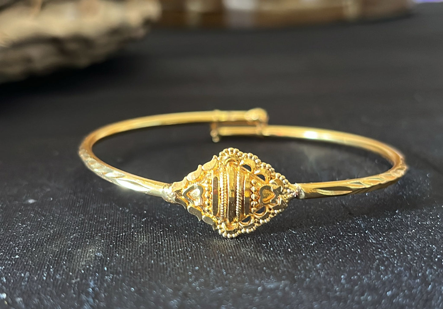 High polish bracelet