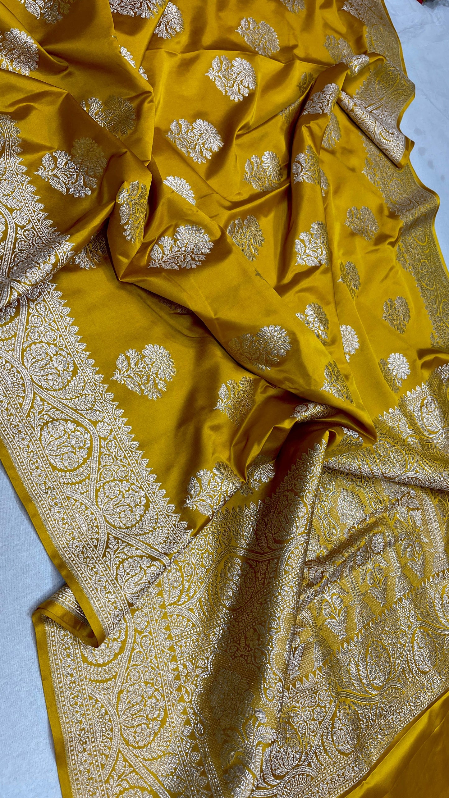 Benarshi soft semi mashru satin silk saree