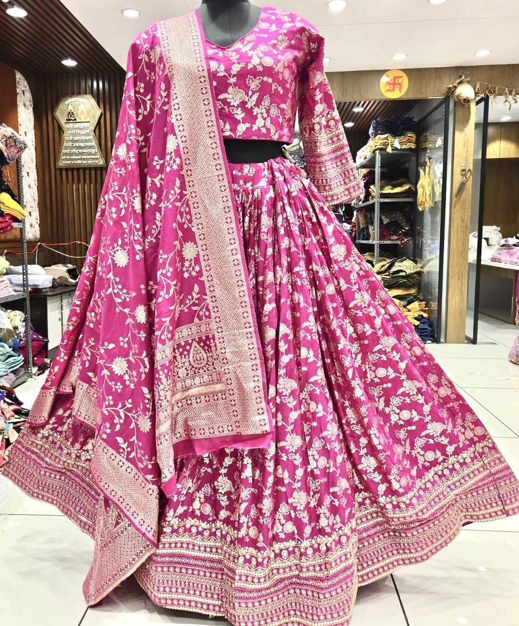 Benarshi  lehenga set