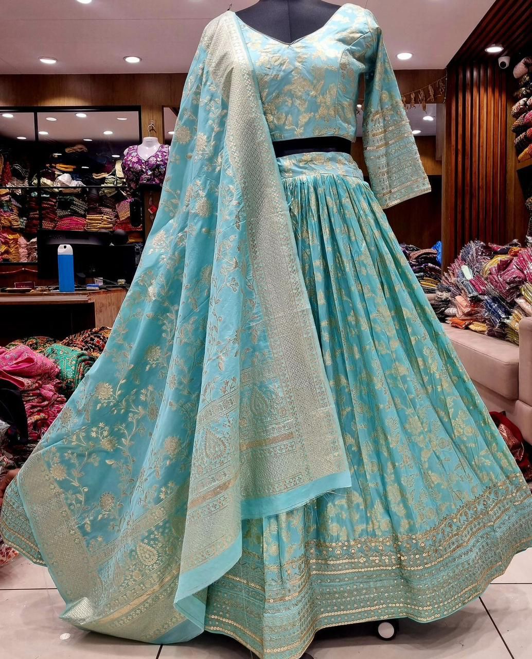 Benarshi  lehenga set