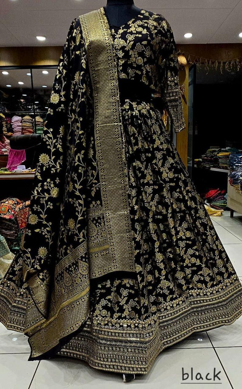 Benarshi  lehenga set